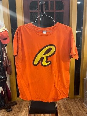 Orange Graphic Short Sleeve Tee with 'R' Logo